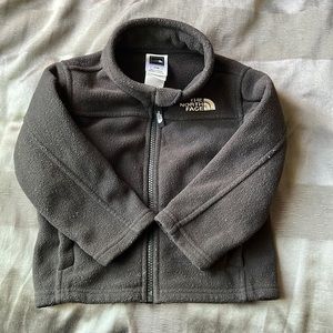 Gently used, from a smoke and pet free home Toddler 2T Northface jacket.